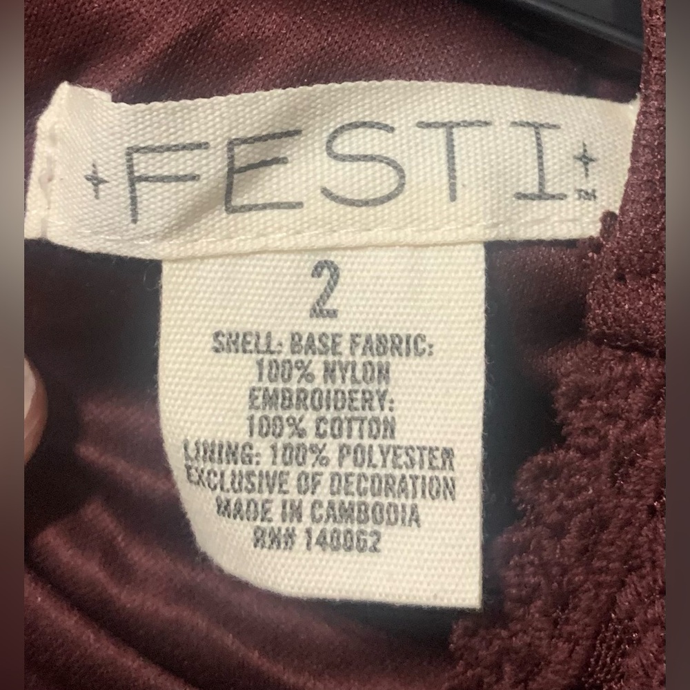 Torrid Festi Embroidered Lace Maxi Dress with Cutout Detail NWT - Picture 5 of 5